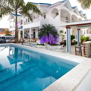 https://hotel-villa-capri-spa.santodomingobesthotels.com